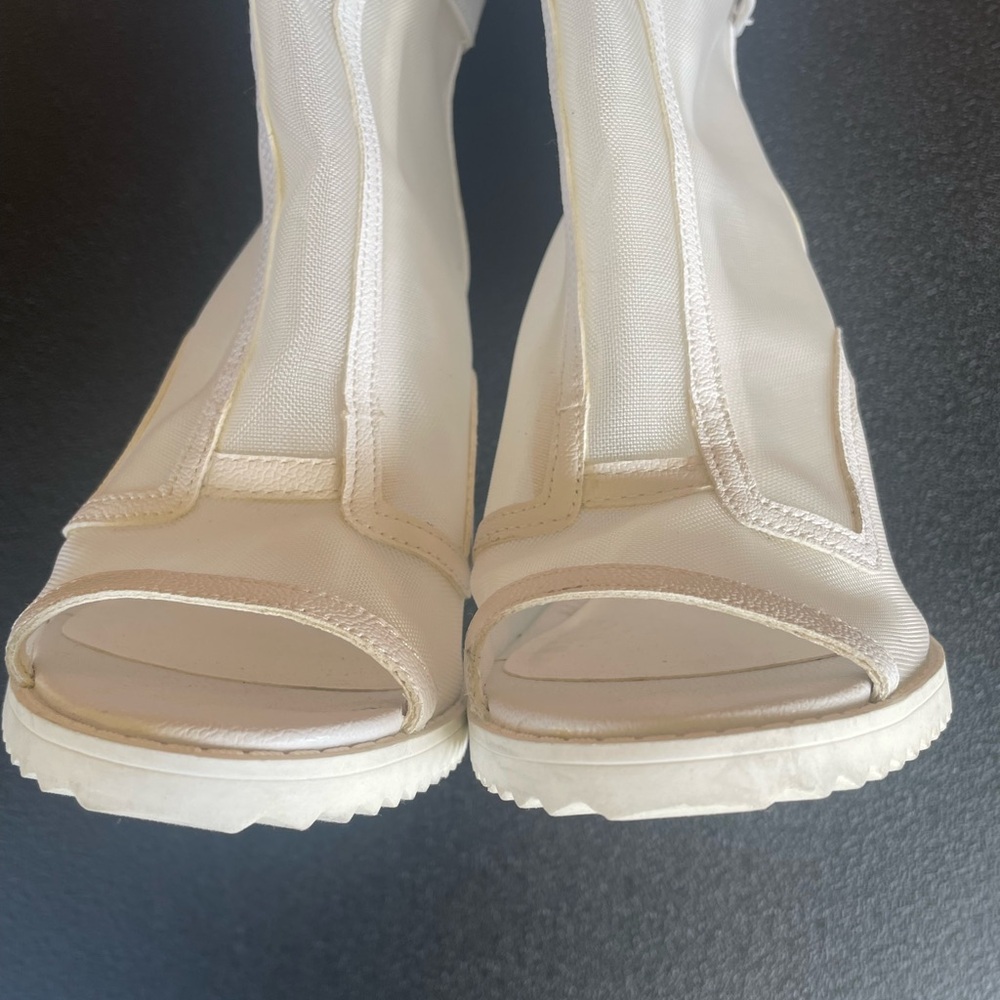Karl Lagerfeld White Crystal-Embellished Peep-Toe Ankle Boots - Picture 7 of 8